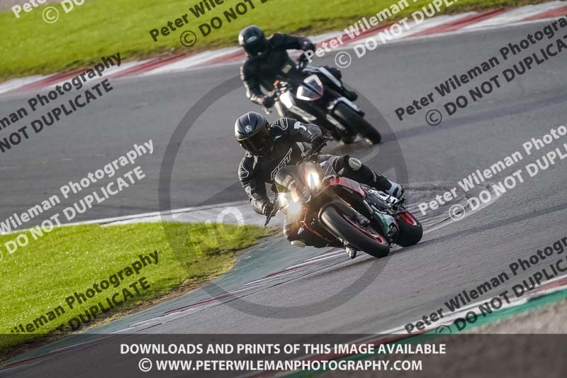 donington no limits trackday;donington park photographs;donington trackday photographs;no limits trackdays;peter wileman photography;trackday digital images;trackday photos
